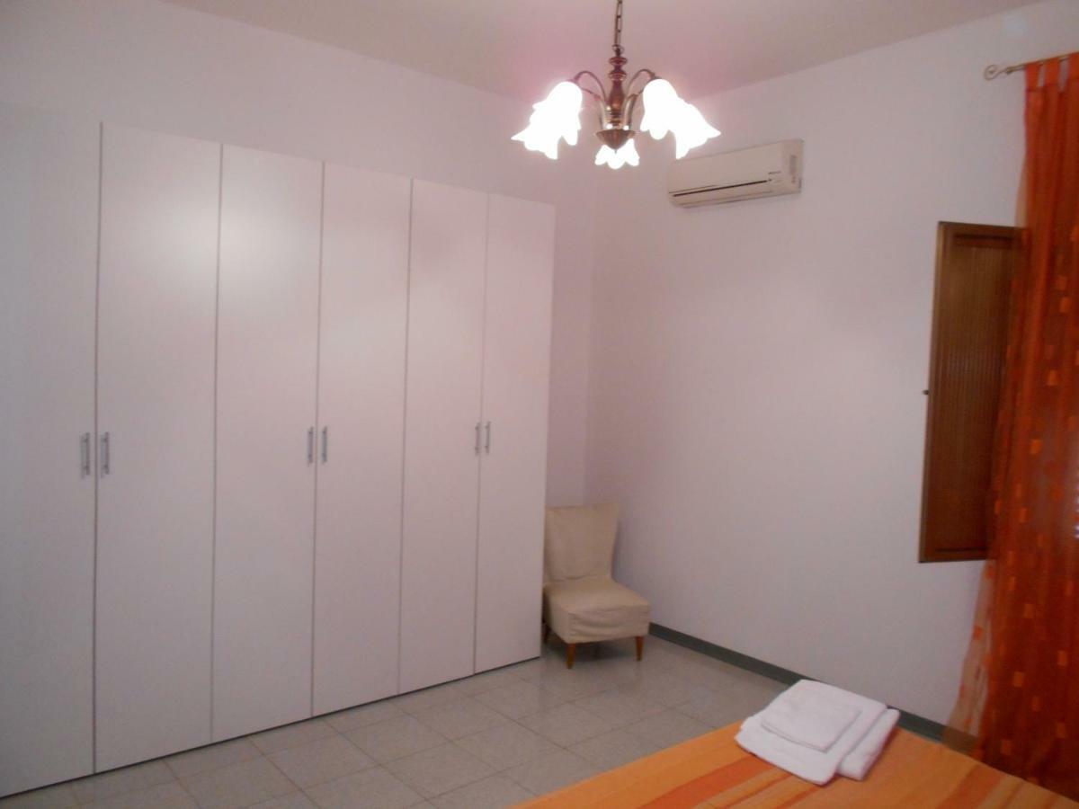 Casa Bianca Villa Syracuse ภายนอก รูปภาพ