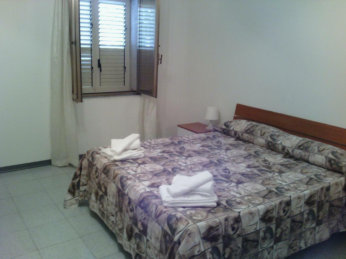 Casa Bianca Villa Syracuse ภายนอก รูปภาพ